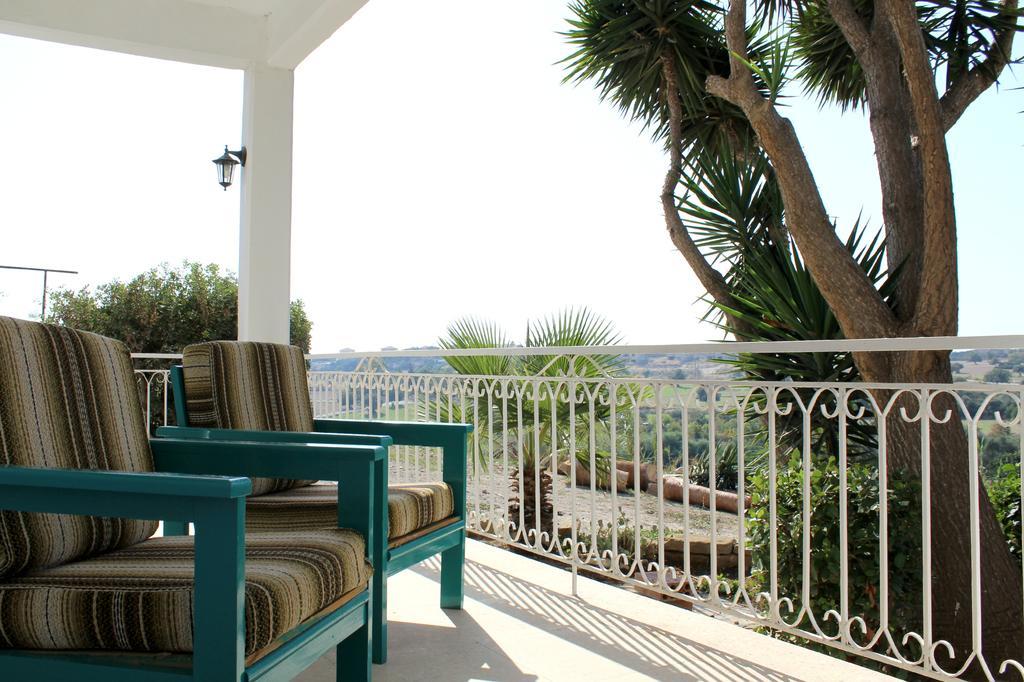 Maroni Holiday Homes Екстериор снимка